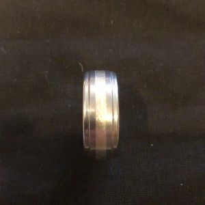 Men’s Tungsten and Platinum Ring